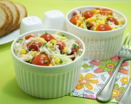 Салат с капустой